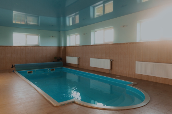 Бассейн с сауной в доме