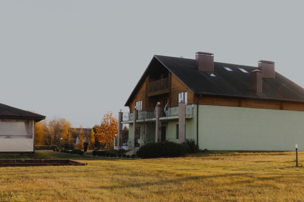 <h1>Ваш идеальный семейный отдых на природе</h1>